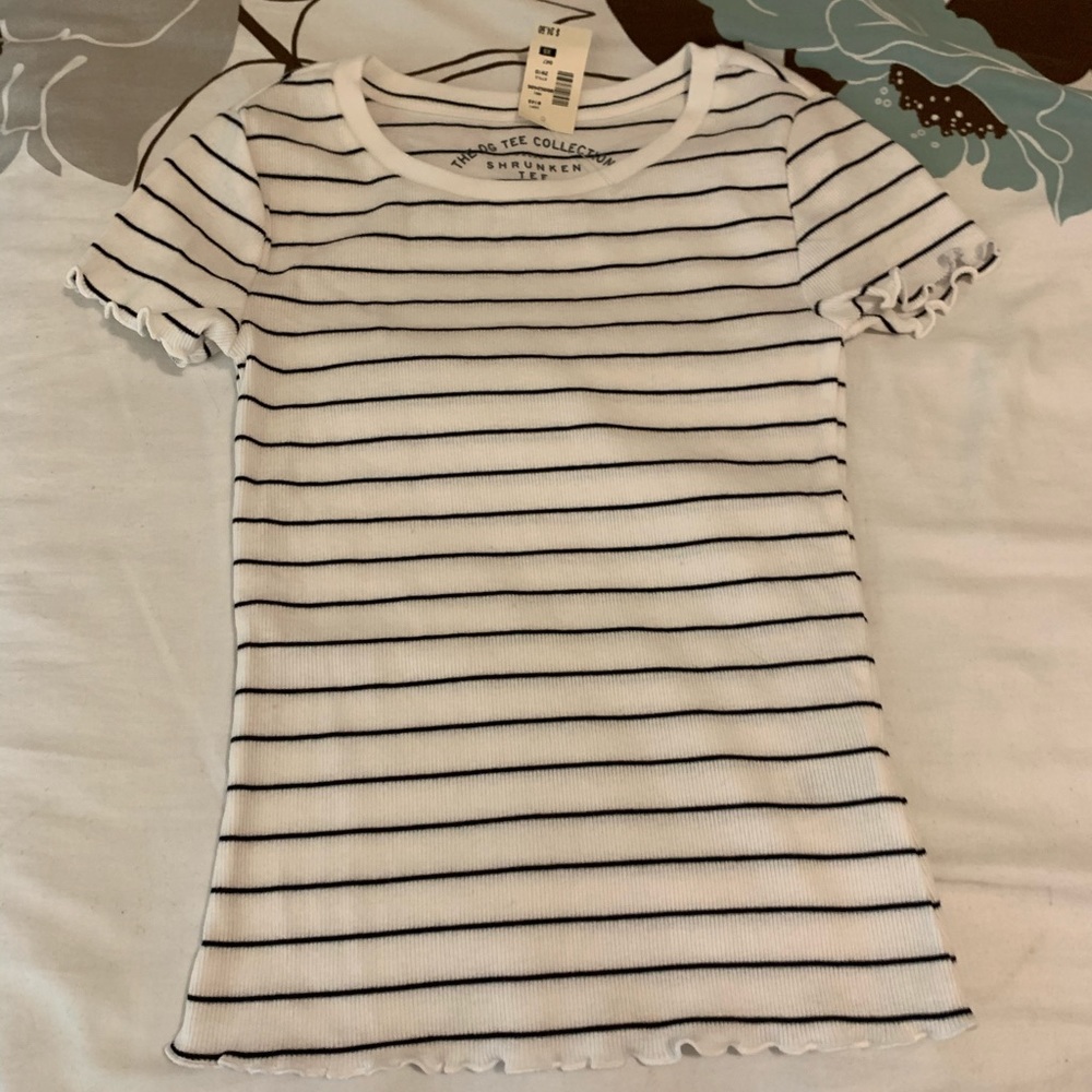 Aeropostale shrunken tee